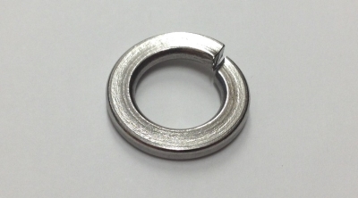 SPRING WASHER 5/32" SS316