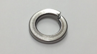 SPRING WASHER 1/8" SS316